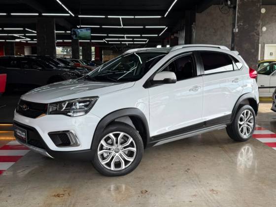 CAOA CHERY TIGGO 2 1.5 MPFI 16V FLEX LOOK 4P AUTOMÁTICO CAOA CHERY TIGGO 2 1.5 MPFI 16V FLEX LOOK 4P AUTOMÁTICO